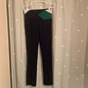 Lululemon  navy and green leggings